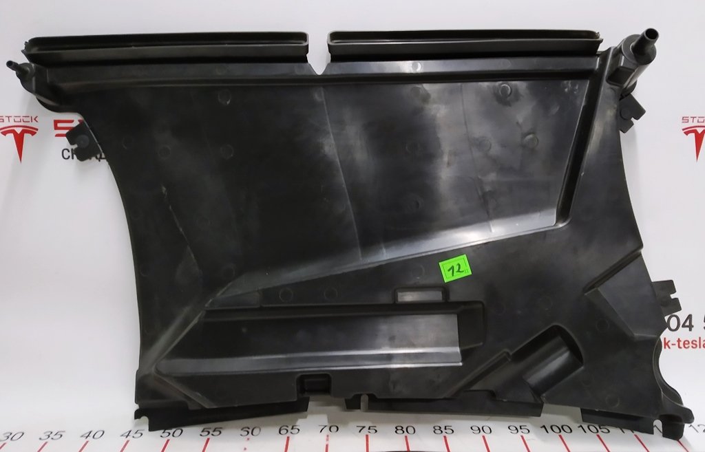 14 Dyfuzor wlotu powietrza do filtra Tesla model S REST 1060466-00-С